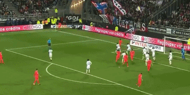 CBA俱乐部杯广厦击败天津 塔克飞身暴扣