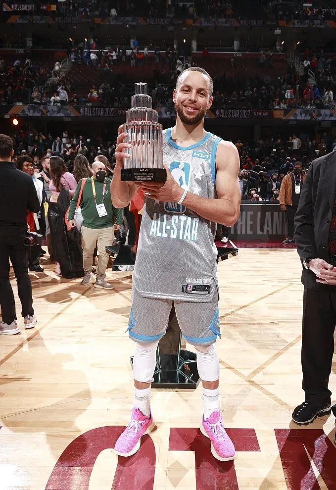 皇马本赛季前15场罗德里戈仅出战348分钟，加盟球队同期最低（罗德里戈本赛季前15场仅出场348分钟，创加盟皇马同期新低）