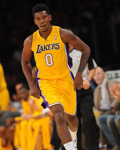 斯卡洛尼：要像没夺冠过那样争世界杯，梅西是否参赛他自己定（斯卡洛尼：以未曾夺冠的心态冲击世界杯，梅西是否出战由他自己决定）